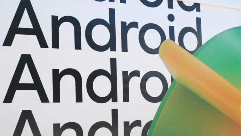 Google se pone seria con las verificaciones en Android: esto es lo que va a pasar (y a quién le va a doler)