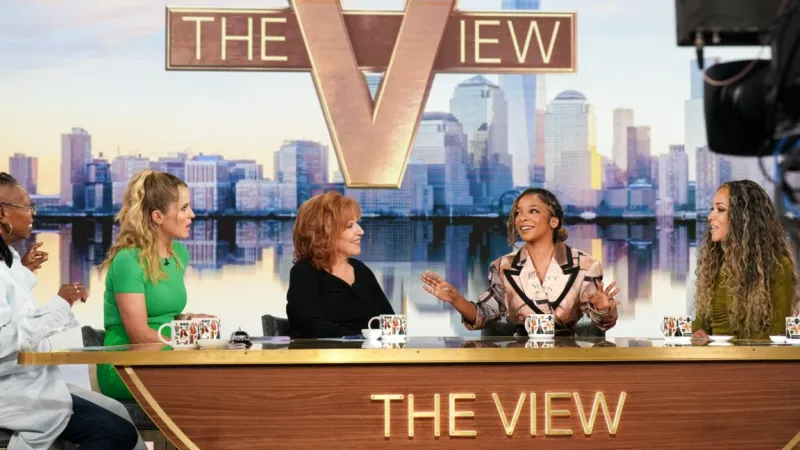 La guerra de Trump contra 'The View': la FCC quiere meter mano en el programa y ABC responde con un anuncio