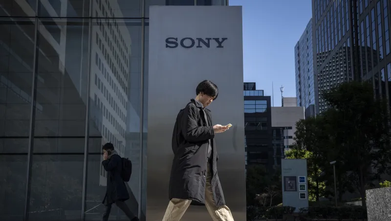 La tienda de juegos que se planta: 'No mates el disco' y 115.000 firmas después, Sony sigue sin enterarse