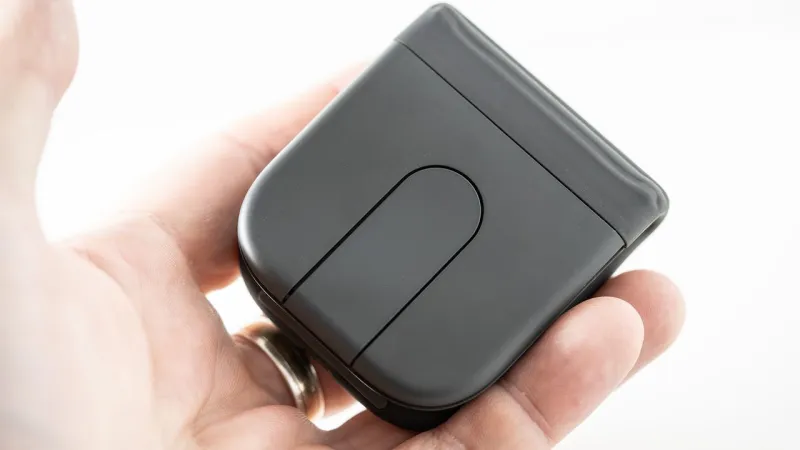 Logitech Mobi Fold: el ratón que parece un móvil pero no es un bicho raro