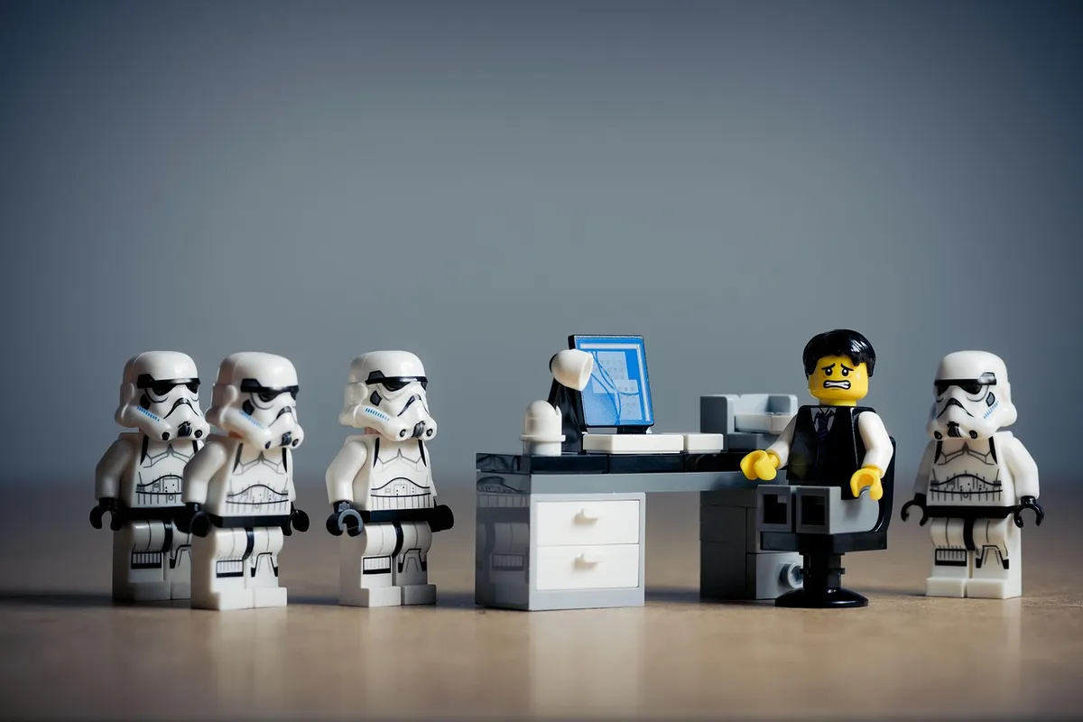 ¿Te imaginas un LEGO del iMac G3? Pues está más cerca de lo que crees