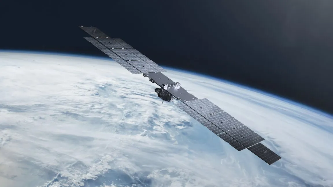 Que se aparte el GPS: los satélites de órbita baja vuelven a la carga para darte cobertura hasta en el sótano de tu casa