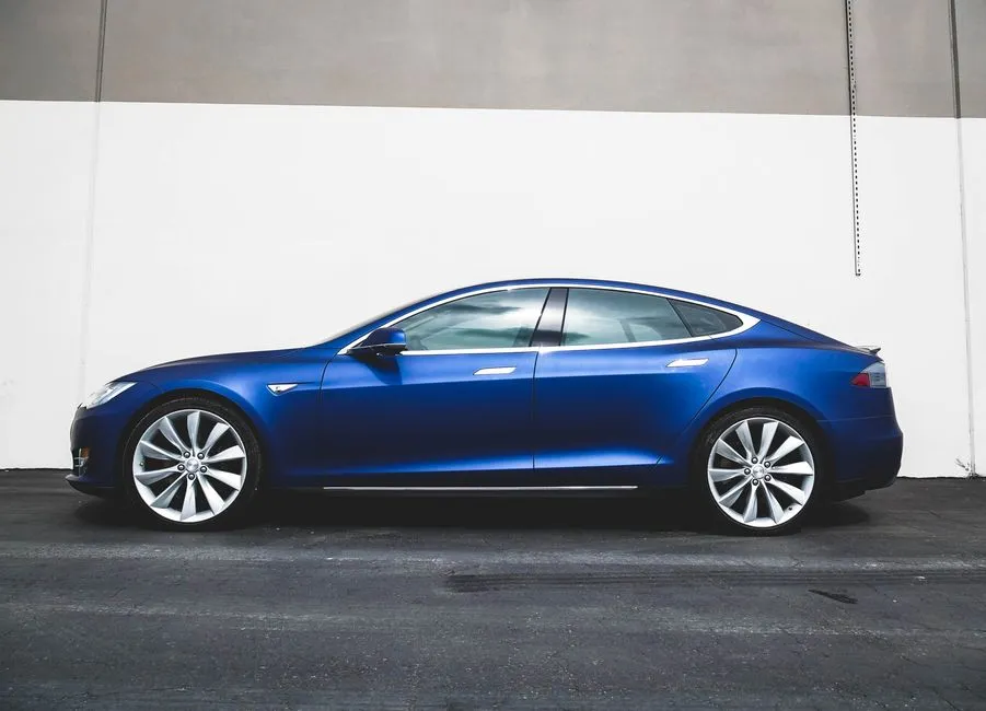 El año en que los coches eléctricos empezaron a desaparecer de Estados Unidos (y no es por lo que piensas)
