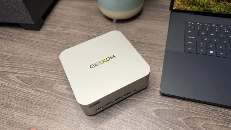 El Geekom A9 Max: Una bestia de diseño que se estrella contra la memoria