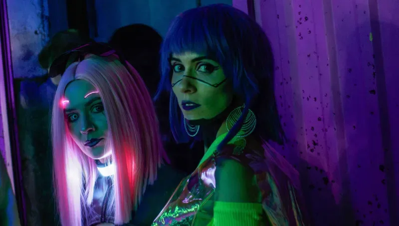 Apple TV se marca un 'Neuromancer' y el hype ciberpunk ya está por las nubes