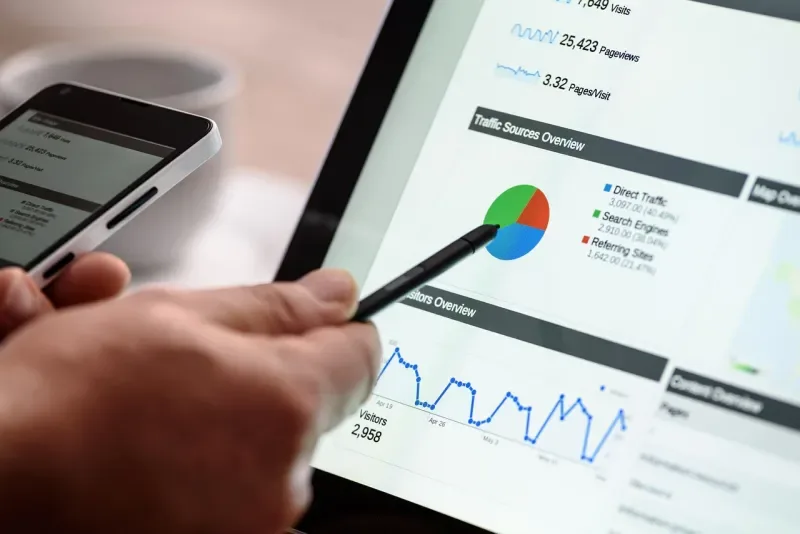 Google se inventa a los padres fundadores usando Workspace: ¿marketing o meme?