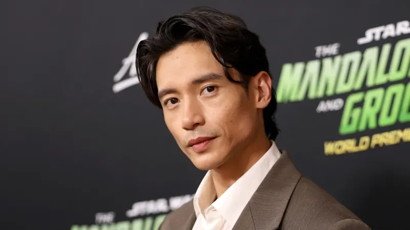 Manny Jacinto se pasa al yermo: el fichaje estrella de la tercera temporada de Fallout