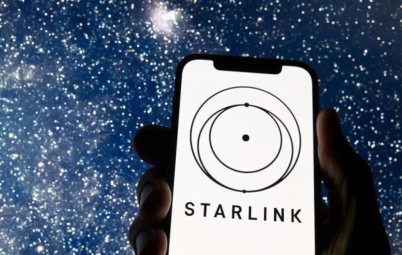 SpaceX se va a liar con la telefonia movil: adios a las operadoras, hola al caos
