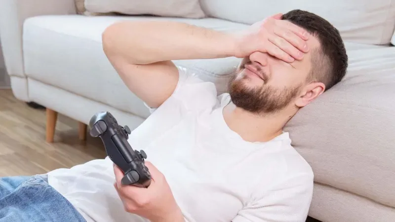 Activision te cobra 40 pavos por un Black Ops de hace 12 años sin el DLC. Y encima te lo venden como oferta