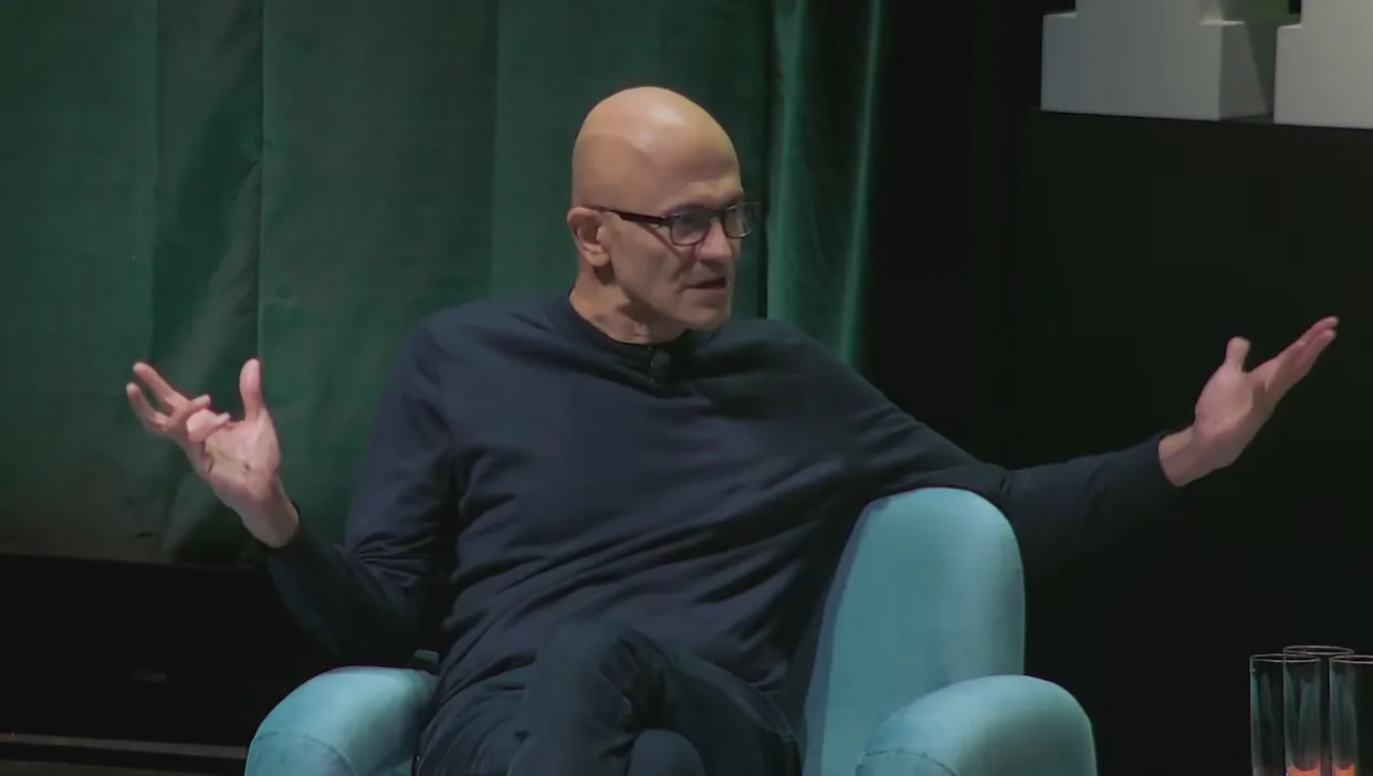Satya Nadella suelta la perla: 'En YouTube se gana más dinero con los juegos de Xbox que en Xbox'