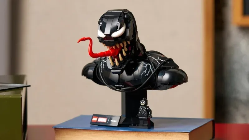 El Venom de LEGO: un busto que mola, pero no te esperes milagros