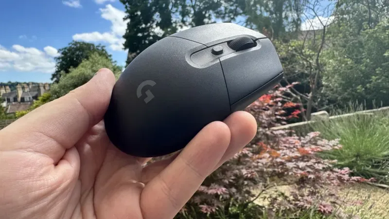Logitech G305 X Superlight: El clásico que no termina de despegar
