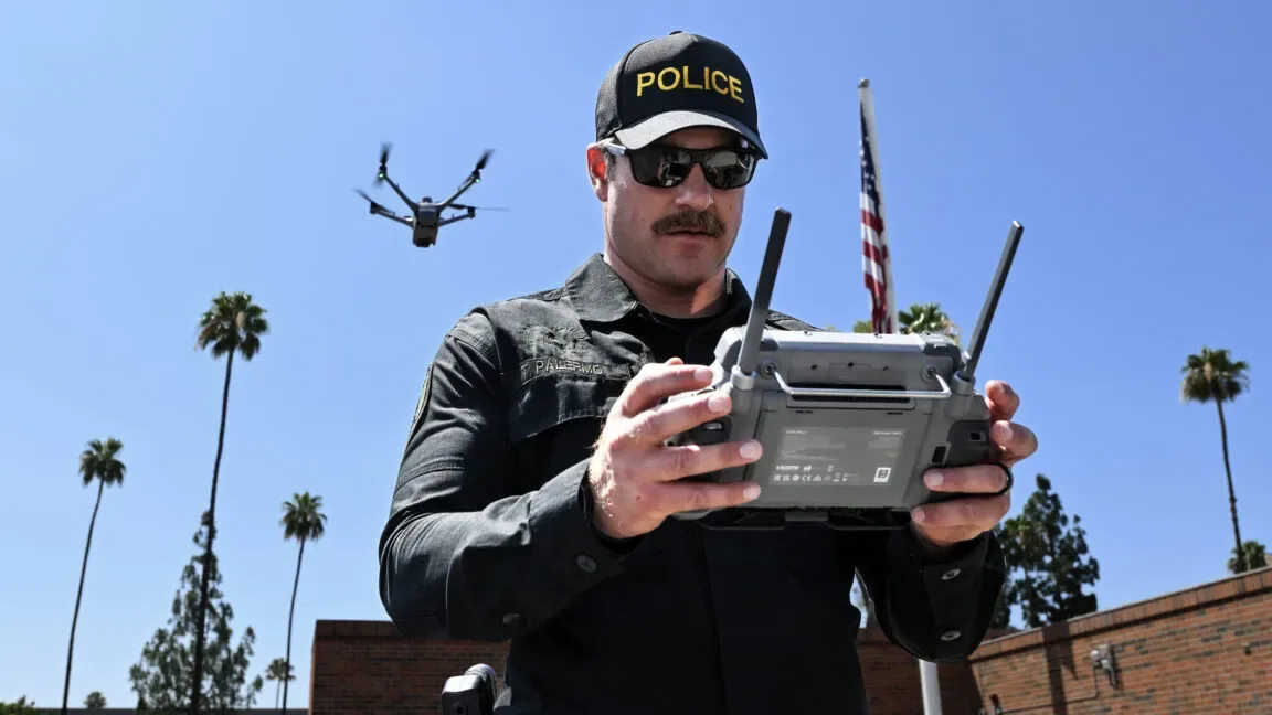 La noche en que los drones se convirtieron en los nuevos vecinos chivatos del 4 de julio